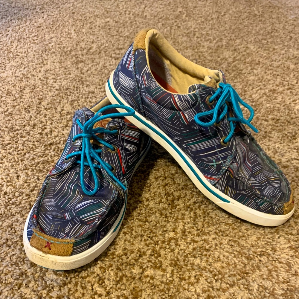 Woman’s Twisted X shoes size 7m